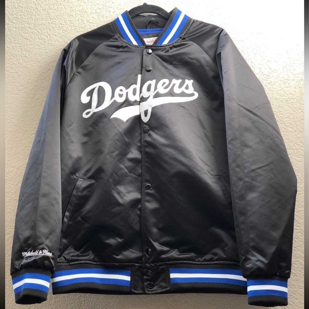 Mitchell & Ness Los Angeles Dodgers Satin Jacket - Large